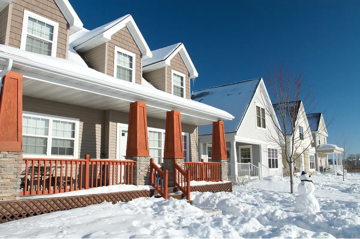 Preparing Your Putnam Rentals for a Stress-Free Winter Season